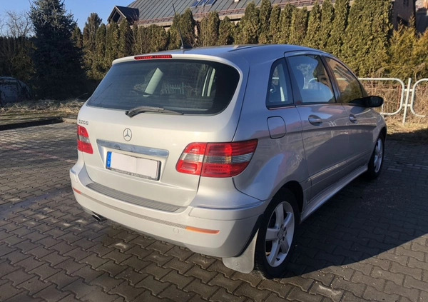 Mercedes-Benz Klasa B cena 15900 przebieg: 168000, rok produkcji 2005 z Sędziszów Małopolski małe 379